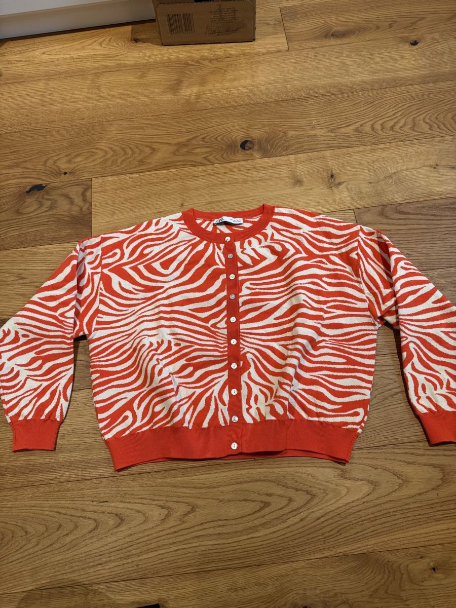 Zara Jacken: Zara Cardigan – Gebraucht aus Zollikon von aow_8p7m