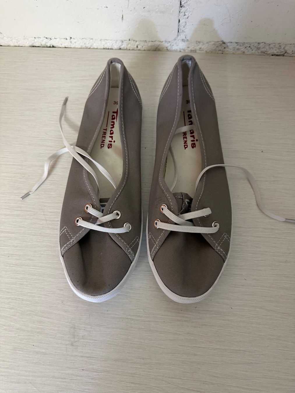 Scarpe da donna: TAMARIS Damenschuhe grösse 39 – Usato da Thun venduto da jeff070