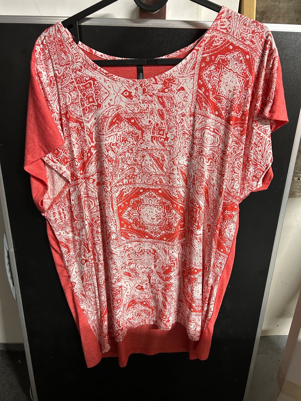 T-shirt: Damen T Shirt Gr. L – Usato da Obergösgen venduto da Andre118