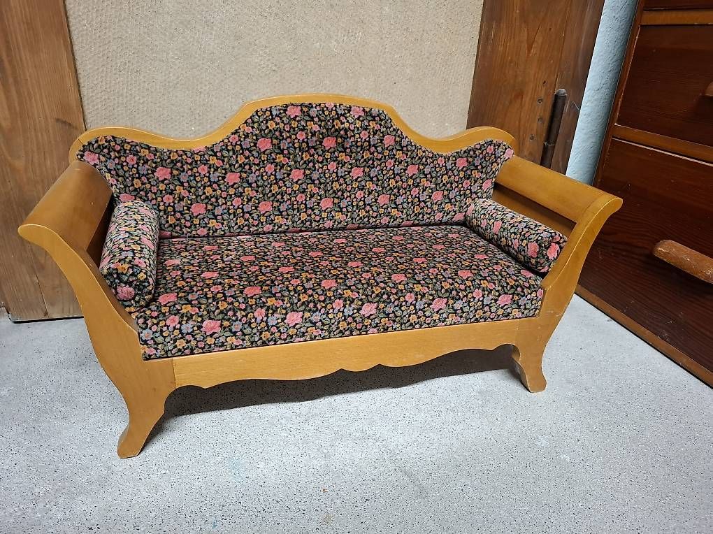 Divani: Puppensofa ca. 60 cm breit  – Usato da Wettingen venduto da Mixel01