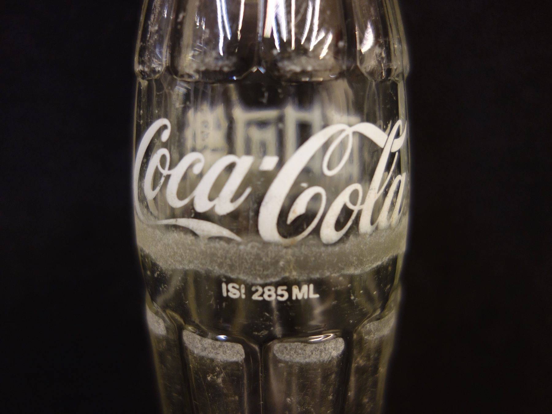 Coca-Cola Flaschen: 1 kleine alte Flasche COCA-COLA CHINA CHINESISCH – Gebraucht aus Kerzers von Flaschenposten 6