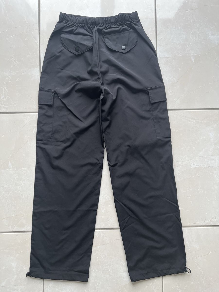 Shein Hosen: Schwarze Cargohose Grösse S - top Zustand! – Neu (gemäss Beschreibung) aus Winterthur von honghanh 1