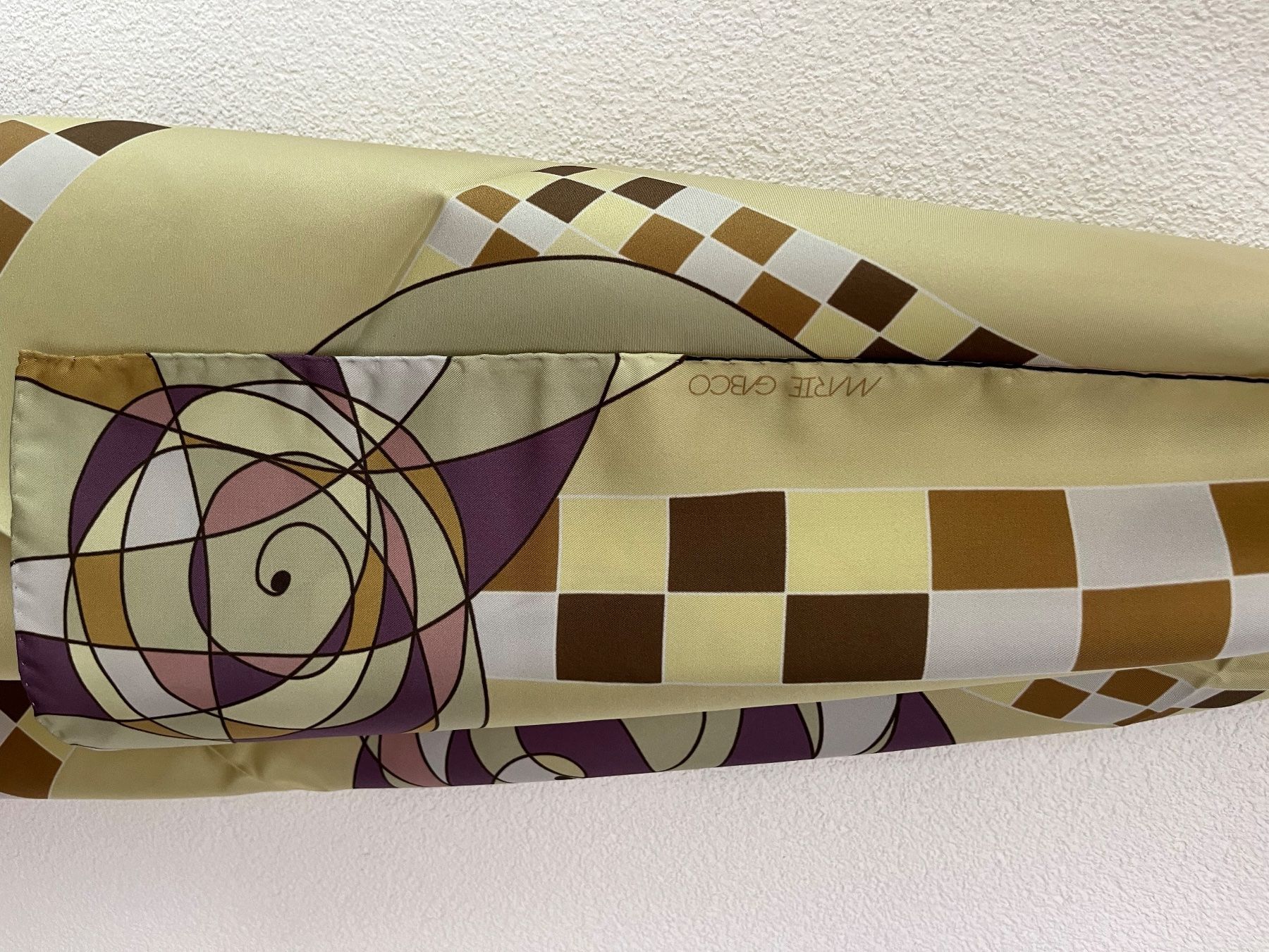 Foulard & Sciarpe: New Silk Scarf 90x90 – Usato da Stäfa venduto da Kristinetta 4