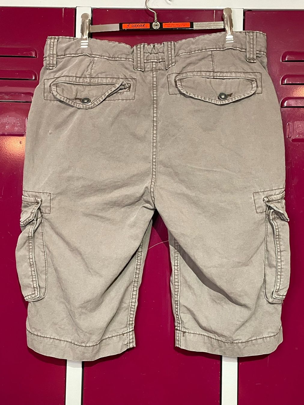 Schott Pantaloni: SCHOTT BROS. CARGO SHORTS SZ: 32 – Usato da Cortaillod venduto da Stay_Alive_vintage 1