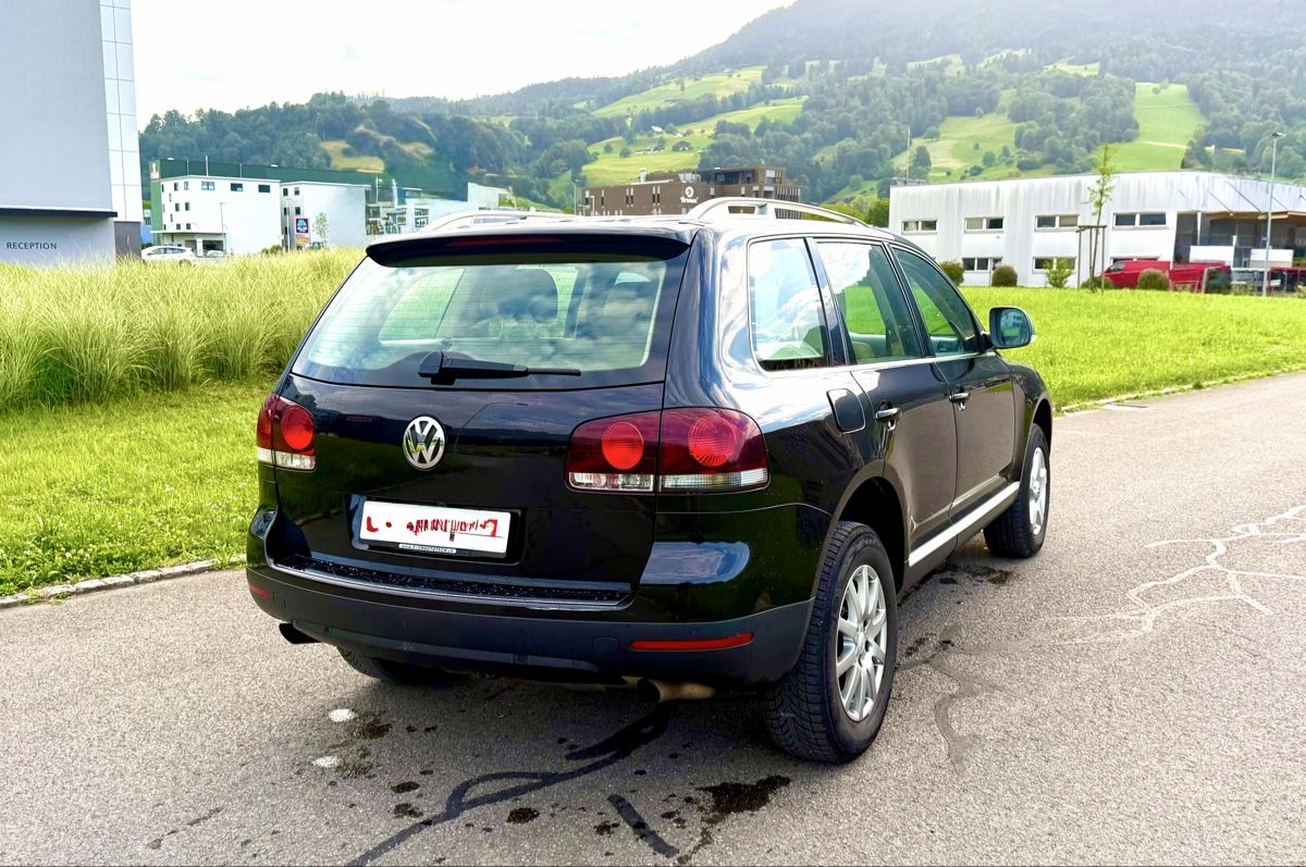 VW Automobili: VW Touareg V6 – Difettoso da Kerns venduto da ND96 7