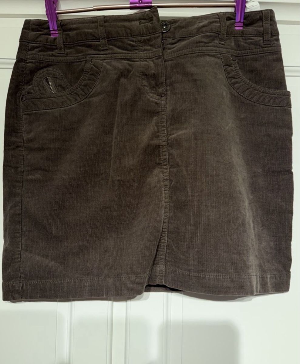 Kleiderpakete: 8x Damen Hosen/Röcke gebraucht – Gebraucht aus Bottmingen von mat_77yv 1