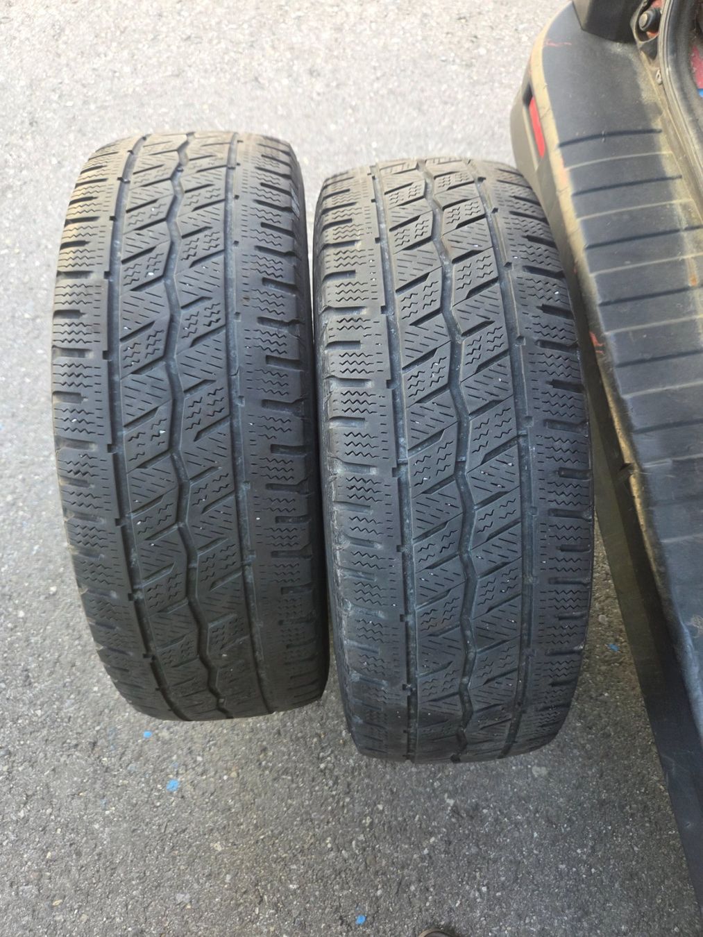 Pneumatici & Ruote complete: 205 / 65 R 16 C  107 / 105 T – Usato da Fischbach-Göslikon venduto da Emanuel.Bardhi