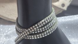 Bracciale da donna verde con strass