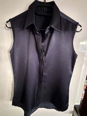 Bluse, Grösse 34, verdeckte Knöpfe, edel verarbeitet