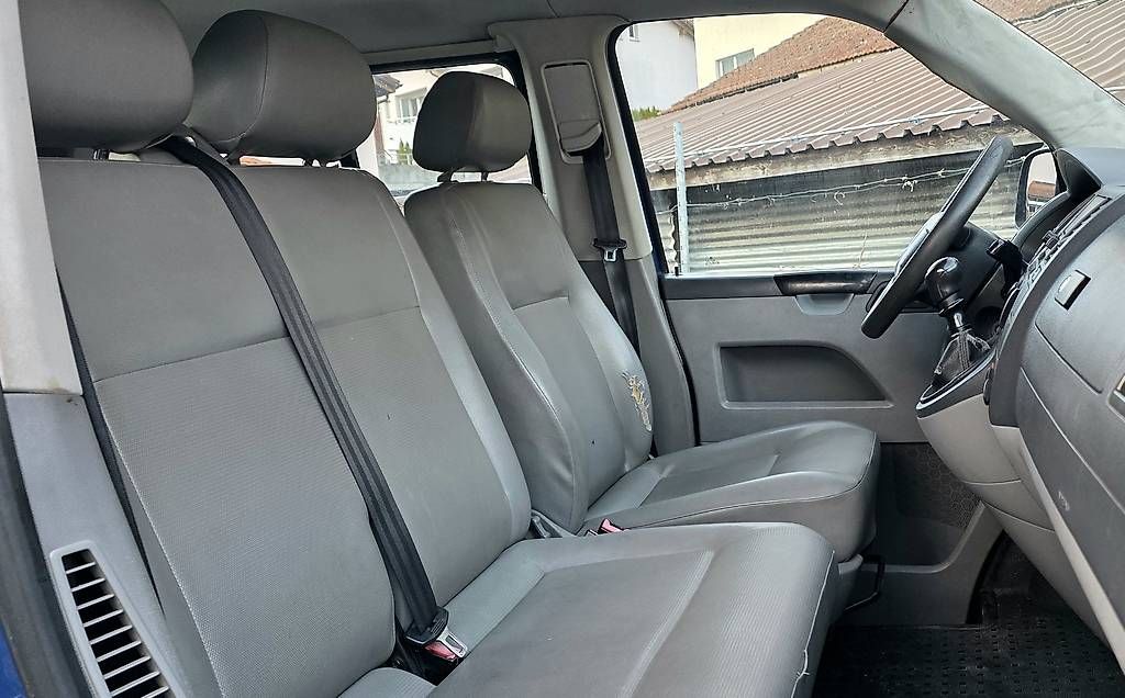 Automobili: VW T5 Caravelle Trend 2.5 TDI – Usato da Heiligkreuz (Mels) venduto da Beyond-Auto 9