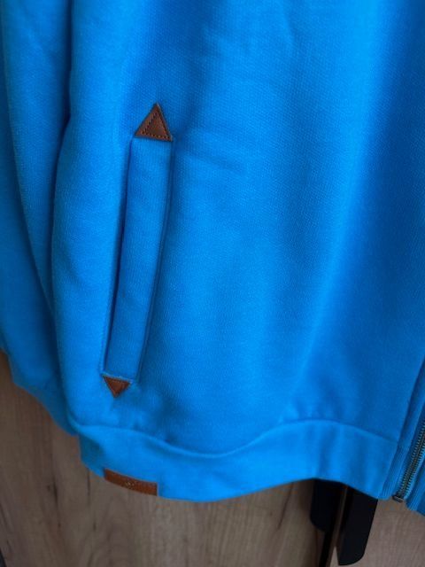 Giacche: Sweatjacke Türkis, 44 – Nuovo (secondo la descrizione) da Emmenbrücke venduto da Galerie 3