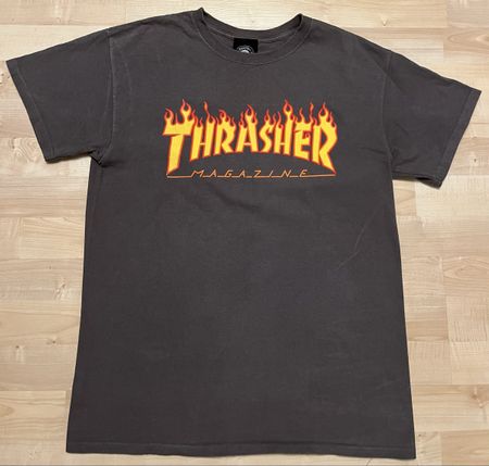 Trasher T-Shirt grau, Grösse M