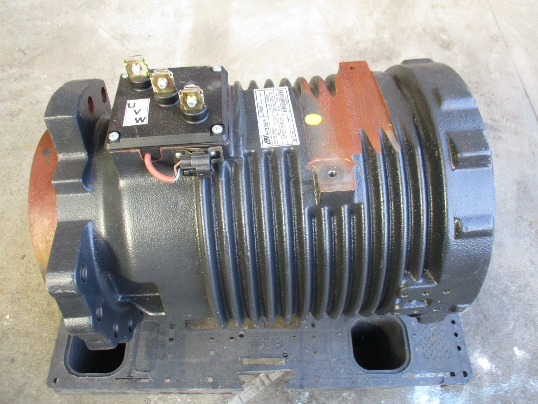 Still Carrelli elevatori e a forche: STILL Elektro Motor – Usato da Seon venduto da zomahandel