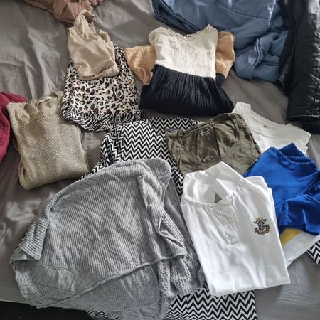 Kleiderpakett S Damen