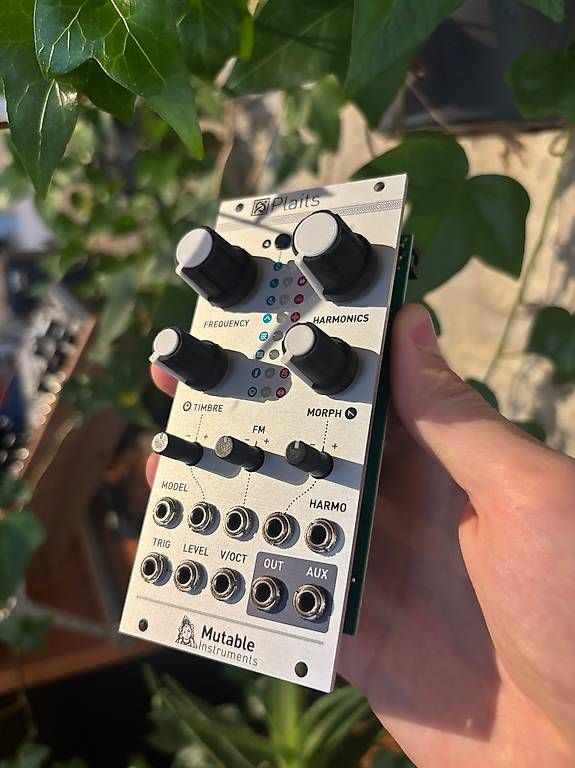 Strumenti musicali: Module Eurorack : Mutable Instruments - Plaits – Usato da Fribourg venduto da rob_wz7h 3