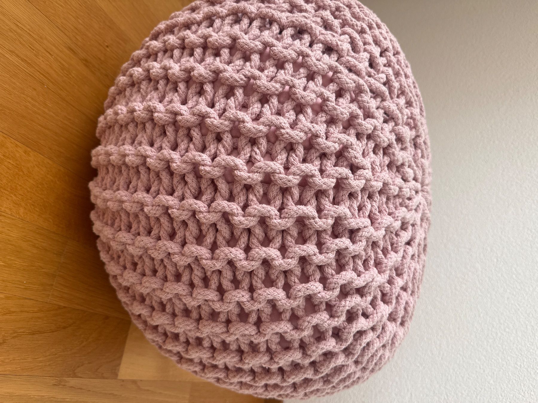 Sgabelli: Pouf Hocker Rosa – Usato da Wollerau venduto da Vinagoni 1