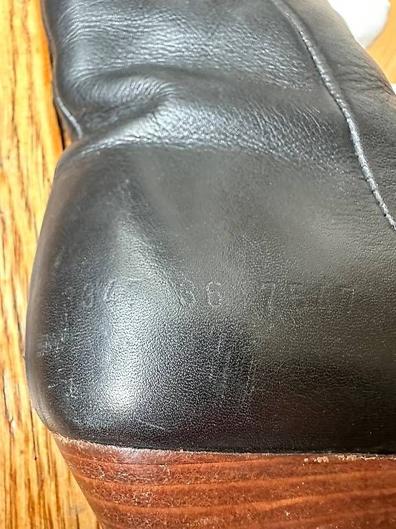 Damenschuhe: WOMEN by COMMON PROJECTS Ancle Boots – Gebraucht aus Basel von Batu 4