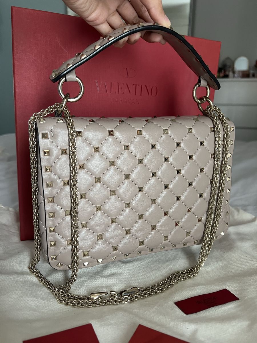Valentino Borse da donna: Valentino Garavani Medium Nappa Rockstud Spike Bag – Nuovo (secondo la descrizione) da Zürich venduto da Caro911 7