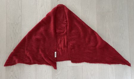Valentino Schal Kaschmir Rot mit kleinen Mängel