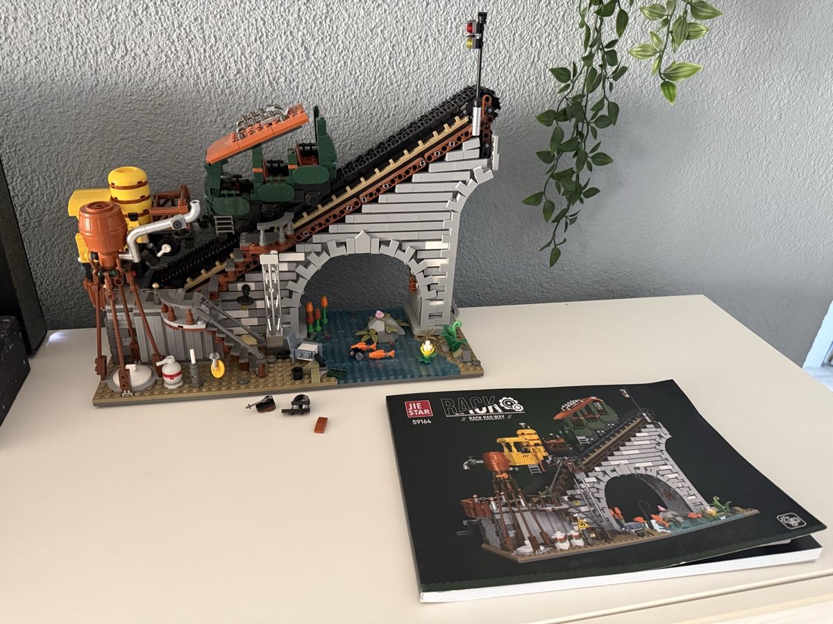 Kit di costruzioni: JIE STAR 59164 Rack Railway, mit Anleitung – Usato da Otelfingen venduto da Otto4