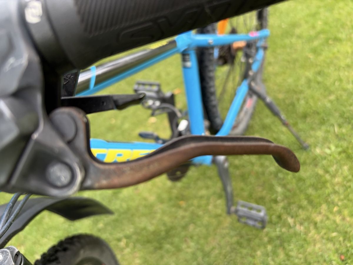 Trek Velos: Trek X-Caliber Mountainbike 27.5 – Gebraucht aus Aarberg von Katire 1