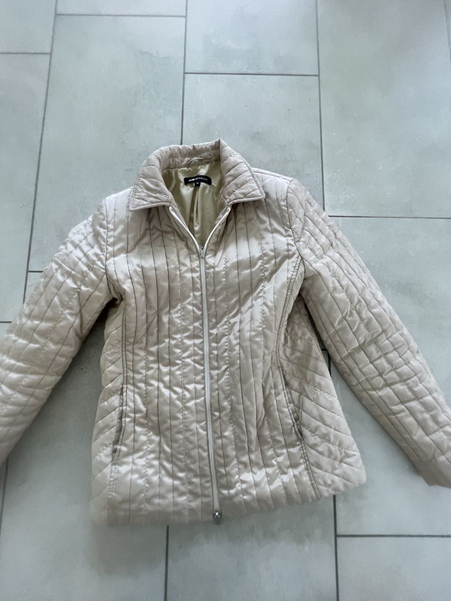 Vestes: Damen Jacke JJB Gr.36 S – D'occasion à Baar par Vili7 1