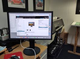 Eizo CS2420 in like new condition