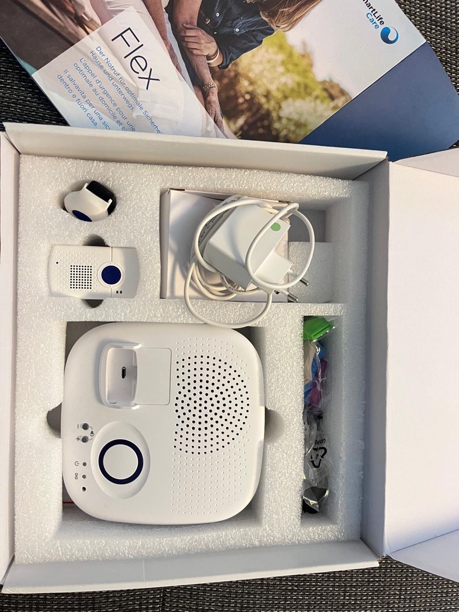 Attrezzature mediche: SmartLife Care Flex Notrufset mit Basisstation neu – Nuovo (secondo la descrizione) da Wittenbach venduto da NeuSell85 1