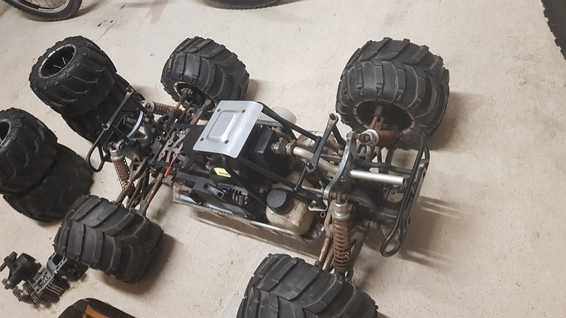 HPI Modellismo RC: Maverick Blackout MT mit Ersatzteile – Usato da Bassersdorf venduto da mrgreen145 5