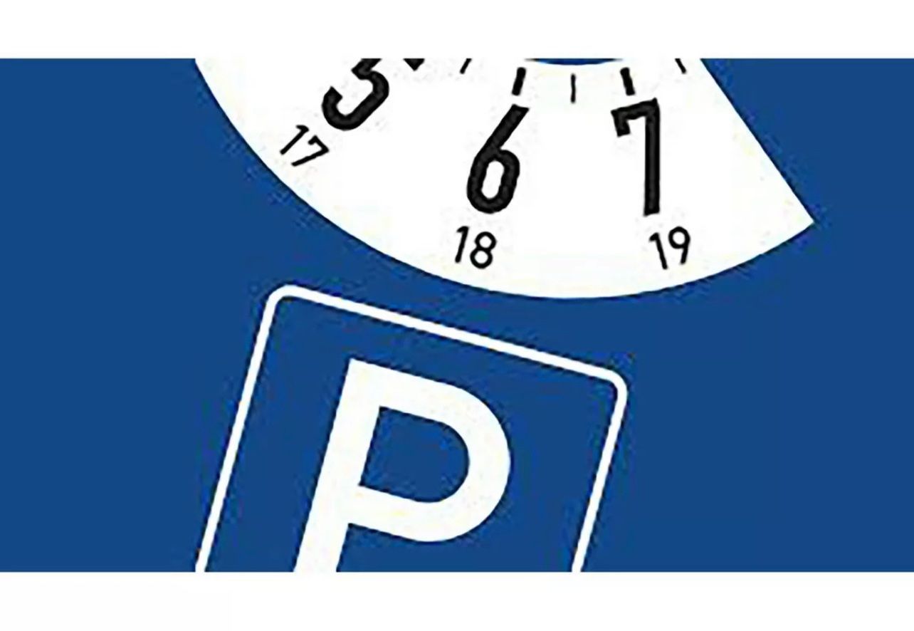 Sonstiges Fahrzeugzubehör: Parkscheibe für Blau Zone – Neu und originalverpackt aus Kloten von Itrade 2