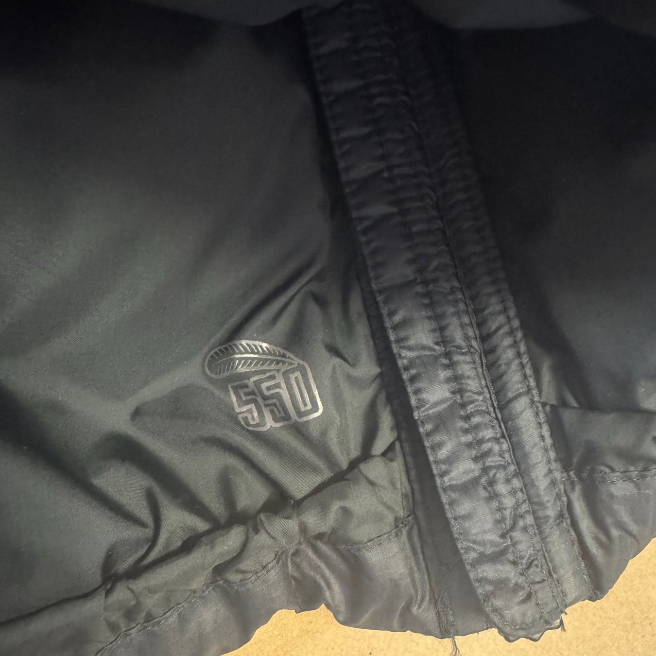 Nike Giacche: Nike ACG black puffer down jacket winterjacke 550 – Usato da St. Gallen venduto da sourced_limited 7