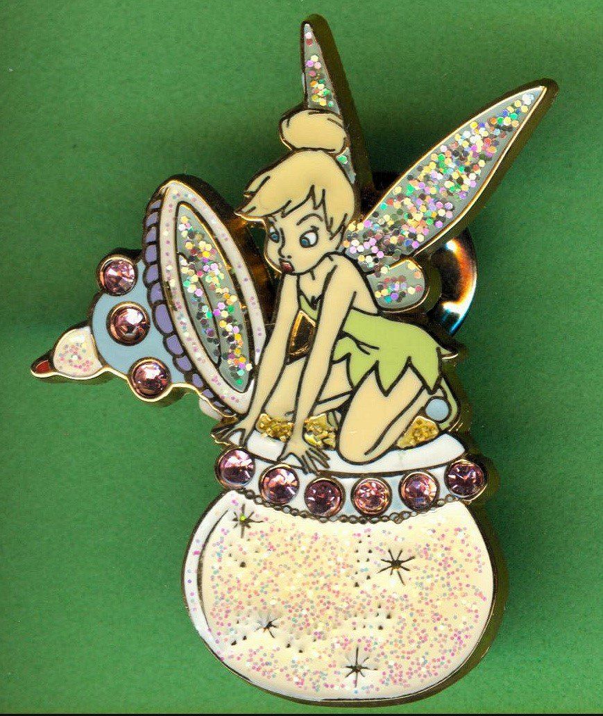 Disney Placchette & Badge: DISNEY  TINKER BELL – Usato da Winterthur venduto da Sammleroase