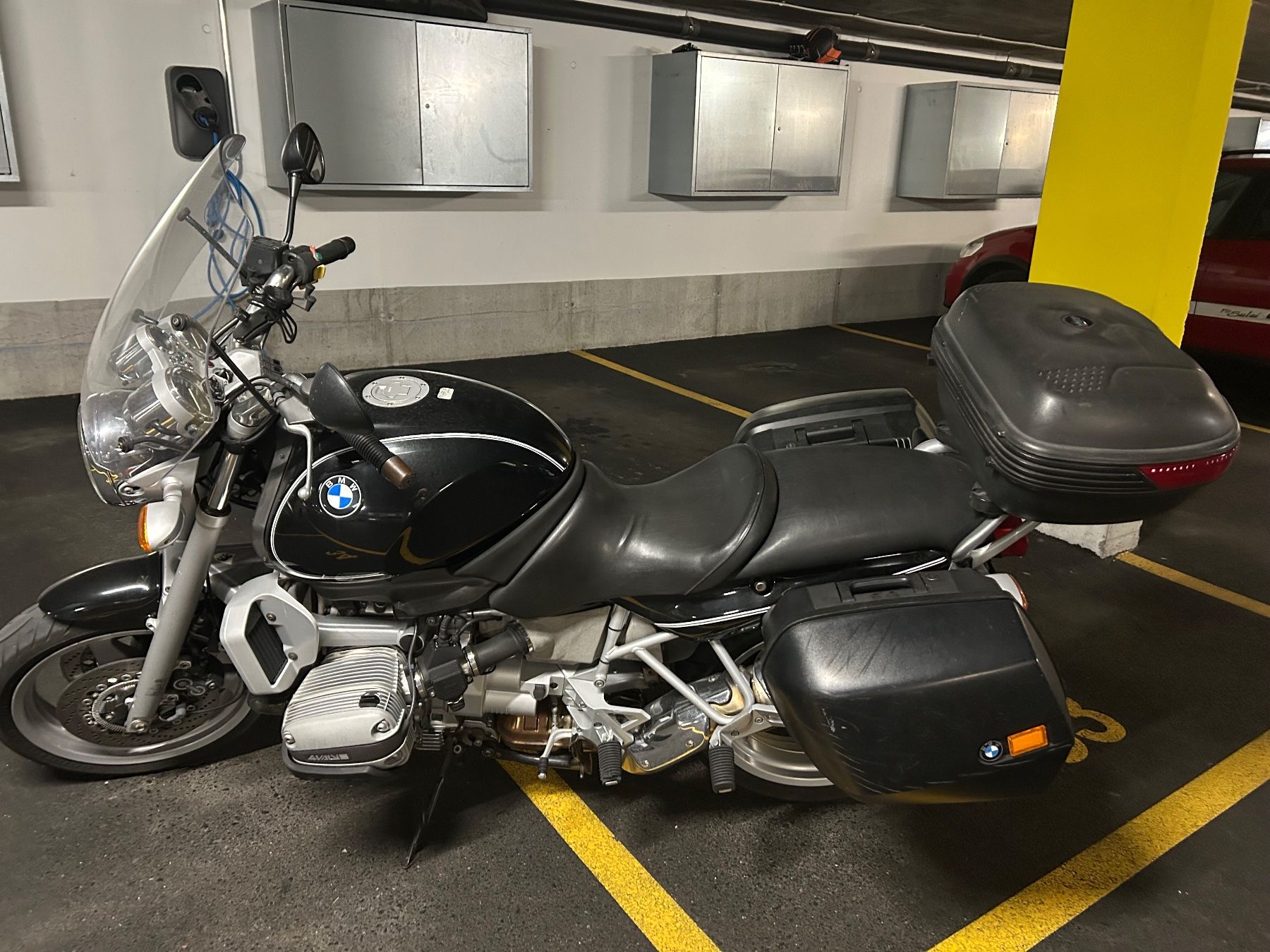BMW Touring: BMW R1100R ab Platz – Usato da Landquart venduto da Nodle1 1