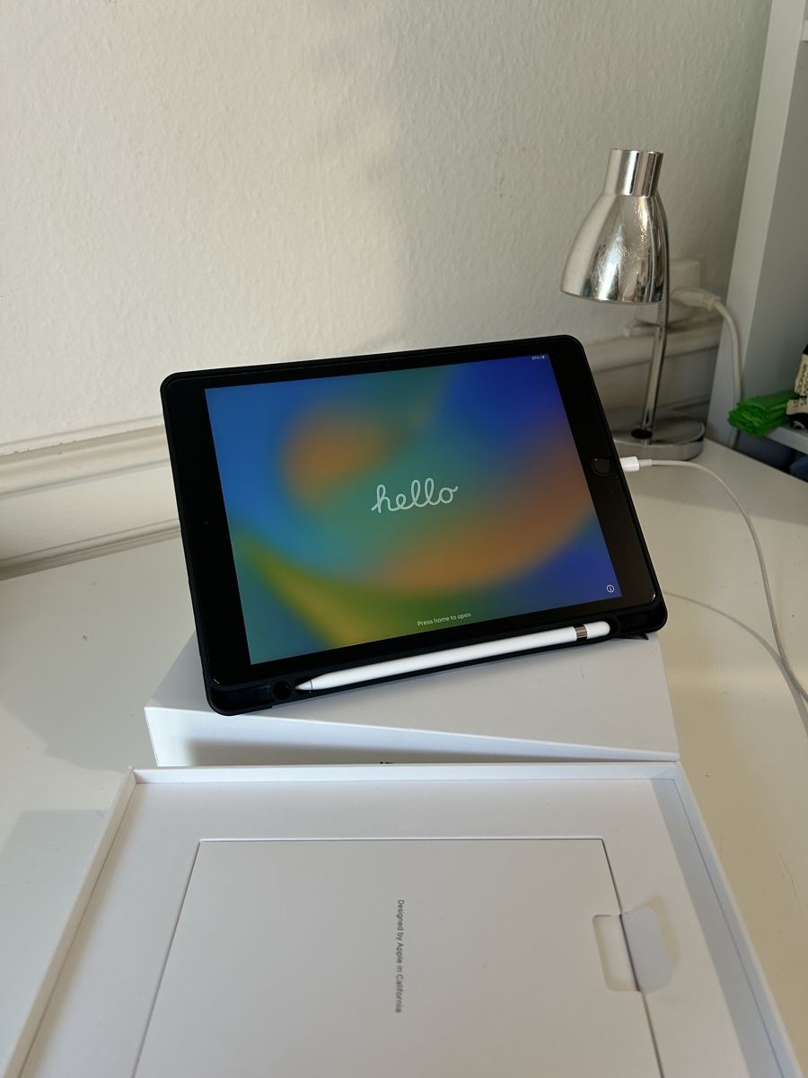 Apple Tablet PC: iPad 9. Generation 64 GB 2022 – Usato da Basel venduto da sve_y9bg