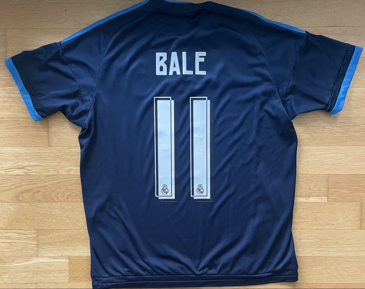Real Madrid Leibchen & Hosen: Original Real Madrid 2015/2016 Bale – Gebraucht aus Windisch von KilianRMA 2