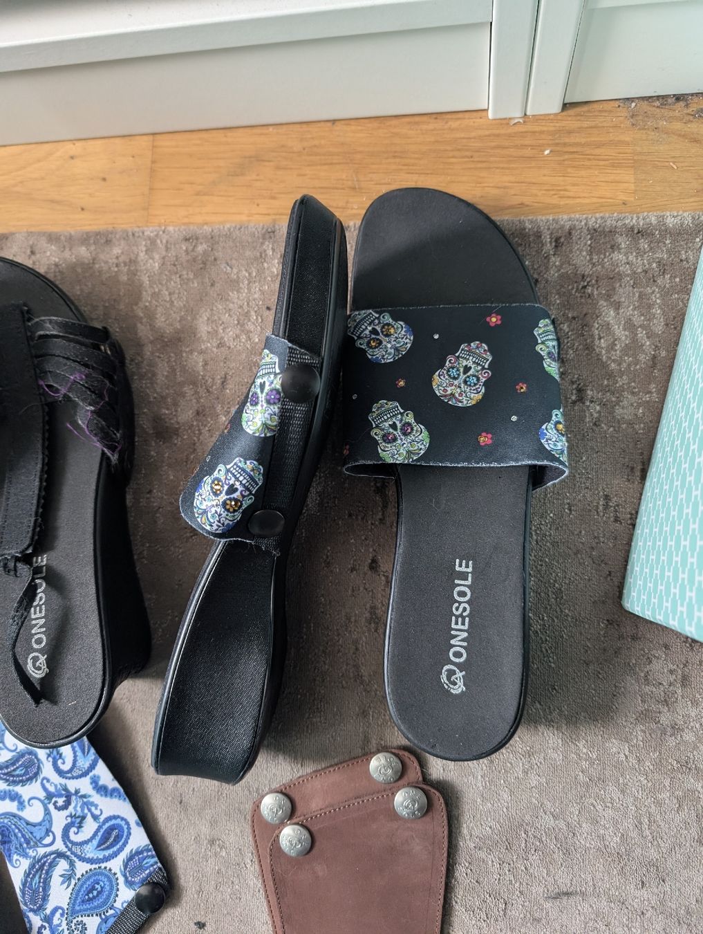 Chaussures femmes: OneSole Sandalen, ungetragen – D'occasion à Busswil BE par MissMuffin 2