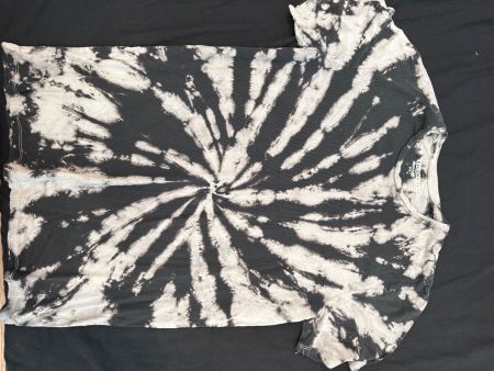 T-shirt Tie-Dye Noir/Blanc Taille S - Style Unique Été ☀️