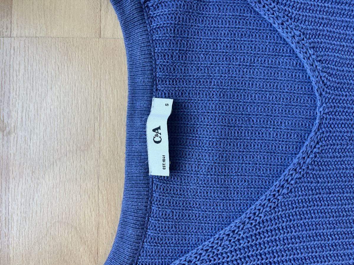 C&A Pulls & Sweat-shirts: Pullover C&A blau Grösse S – D'occasion à Kaltenbach par happysunshineee 1