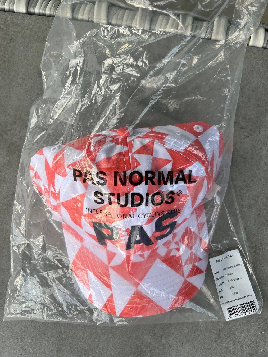 Hüte, Mützen & Caps: Pas Normal Studios Basecap Gr. M/L Neu – Neu und originalverpackt aus Arbon von Lakatusch 3