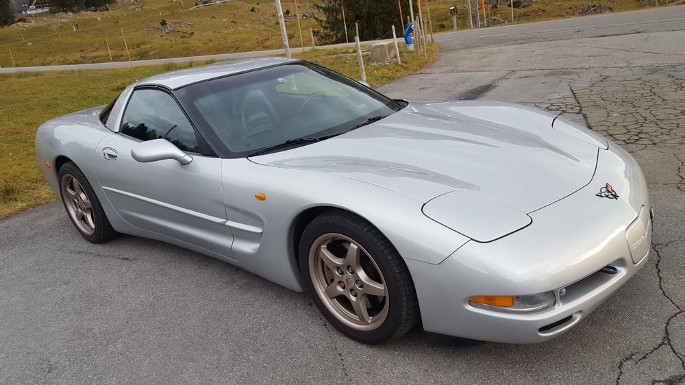 CHEVROLET CORVETTE C5 TOPGEPFLEGT