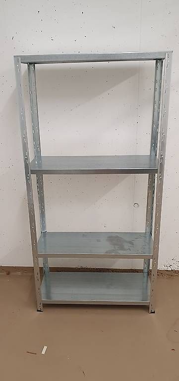 Scaffali: Scaffale di metallo – Usato da Zürich venduto da zuHause75 2