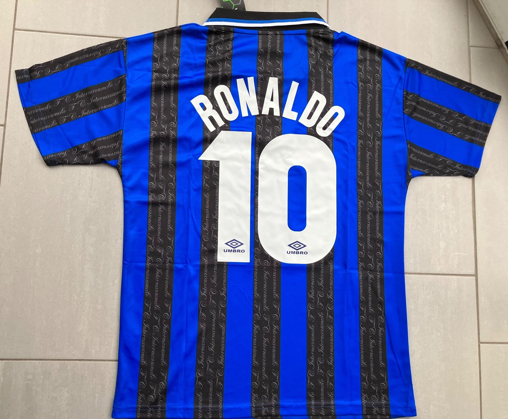Nike Canottiere & Pantaloni: Trikot Inter, Saison 97-98, NEU, Ronaldo – Nuovo e nell'imballaggio originale da Dällikon venduto da robisport
