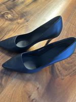 Pums Schwarz Esprit gr 39