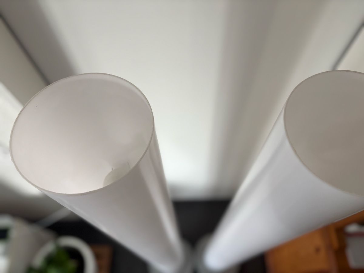 Lampade: Zwei Stehlampen weiss – Usato da Neuenhof venduto da Himmel2 2