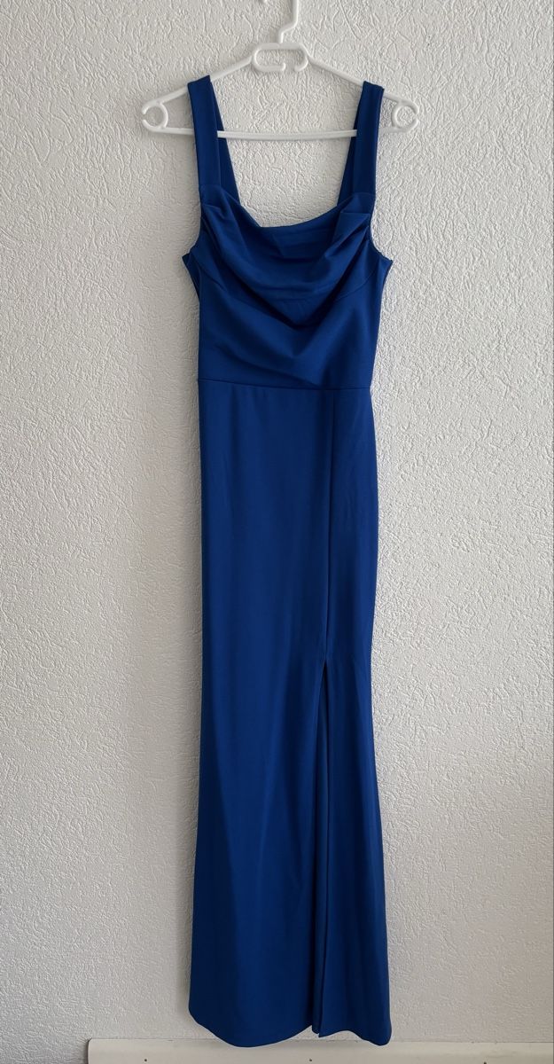 Robes: WallG Tall Kleid  – Neuf (Voir description) à therwil par ayumi991 2