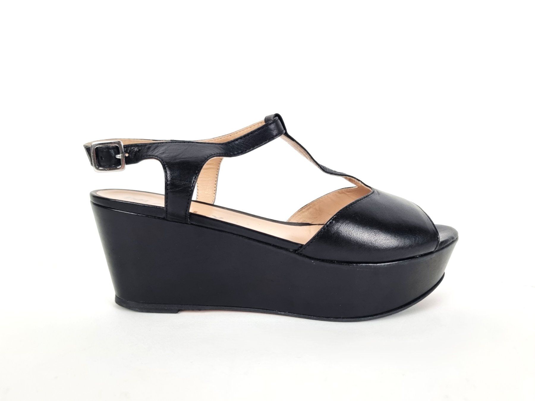Scarpe da donna: Schwarze Plateau-Sandaletten – Usato da Urtenen-Schönbühl venduto da Restwert_Schoenbuehl 2