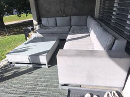 Lounge-Garnitur inkl. Glastisch  CHF 120. VB