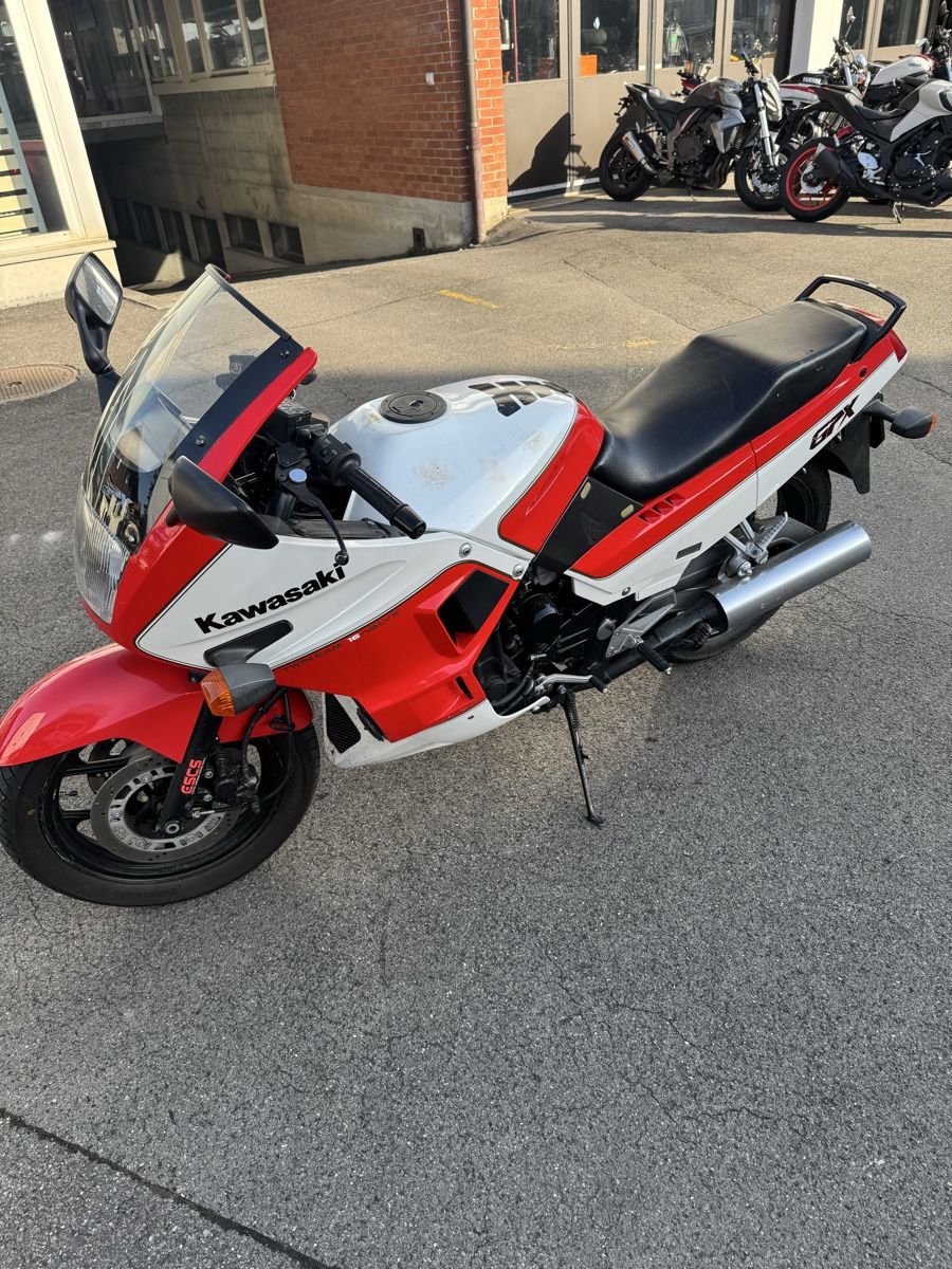 Kawasaki Strada: Kawasaki GPX 750 R – Usato da Steffisburg venduto da mer_jv9f 3