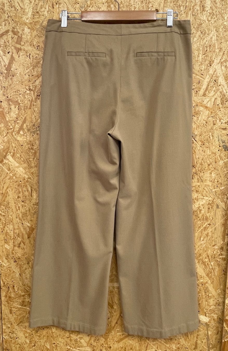 Caroll Pantaloni: CAROLL pantalon beige 44 – Usato da Lausanne venduto da PlusValue_Lausanne 2