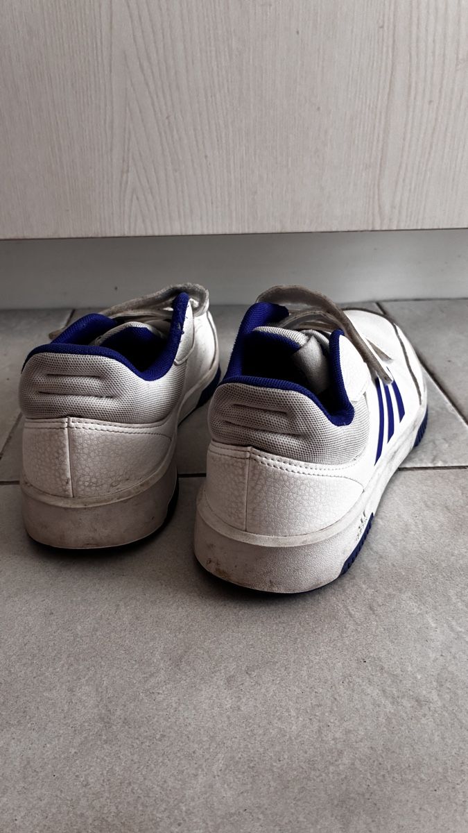 Scarpe da uomo: Adidas sneaker white blue – Usato da Zürich venduto da tha_nhm8 3